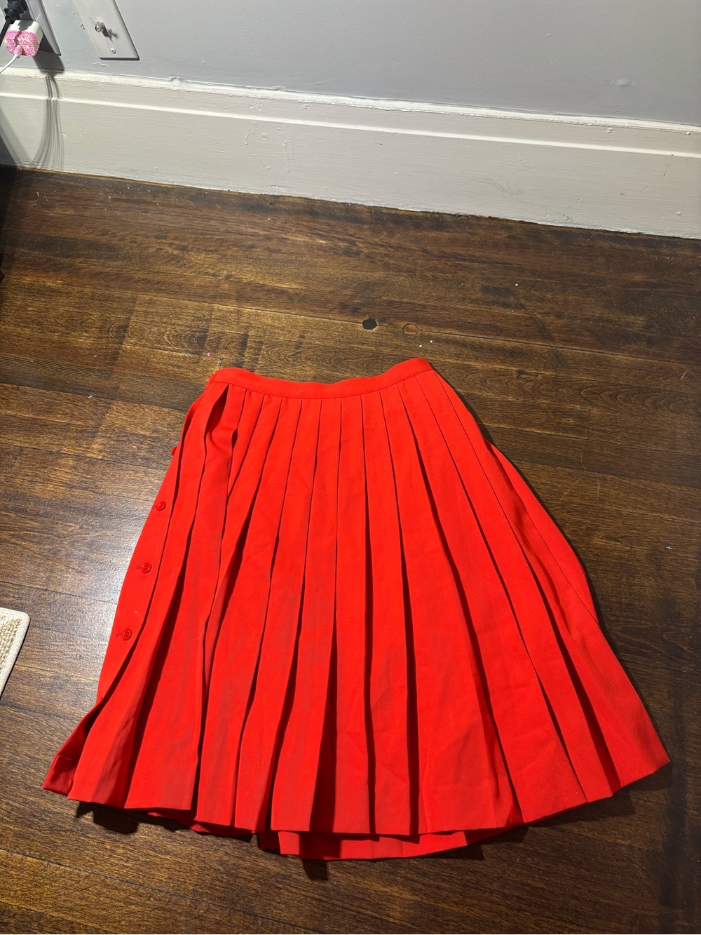 Vintage Neiman Marcus Red Pleated Midi Skirt Made in USA – Preppy Academia